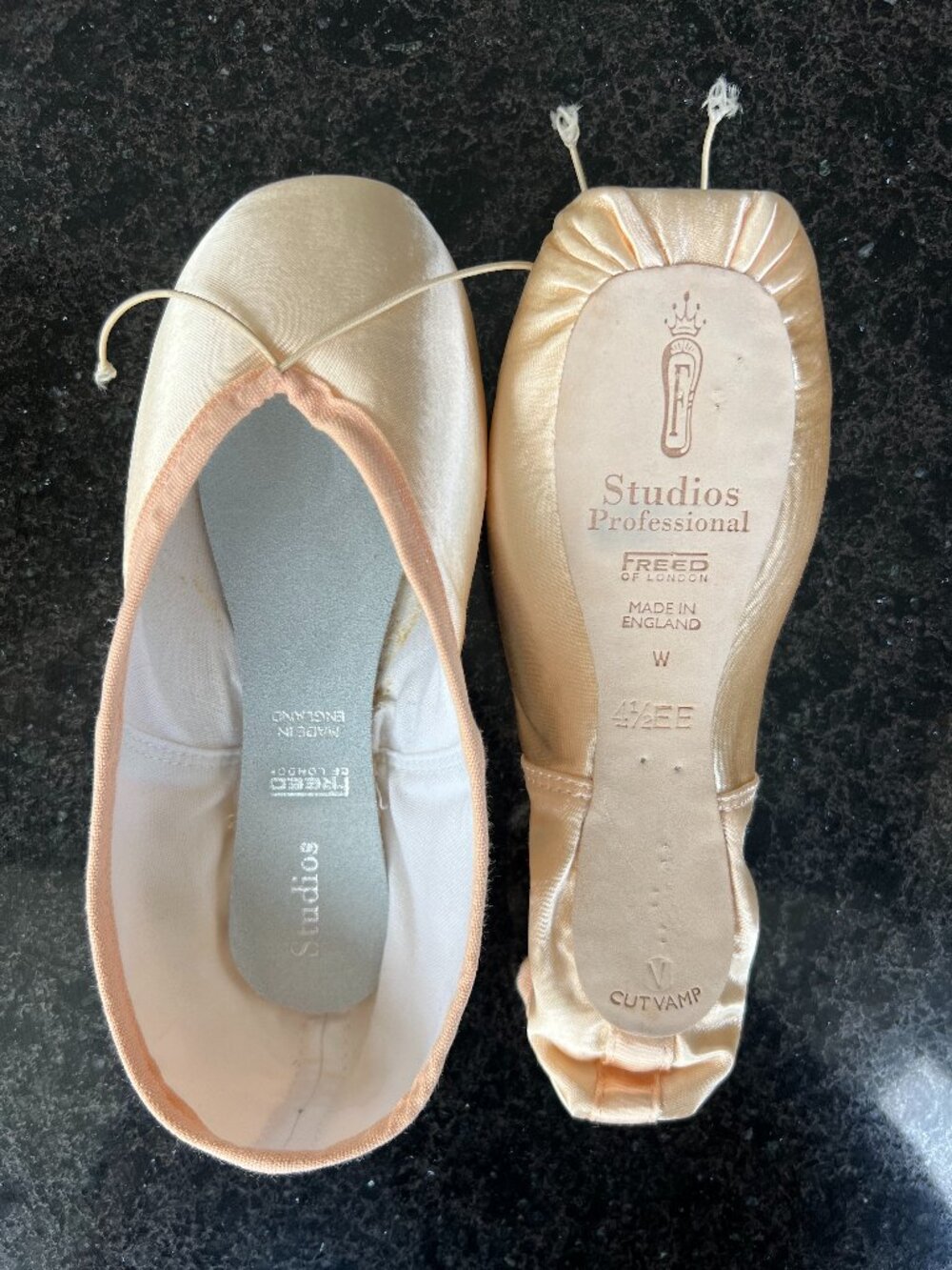 Freed Studio Pro Pointe Shoes 4.5 EE Standard Shank NWT